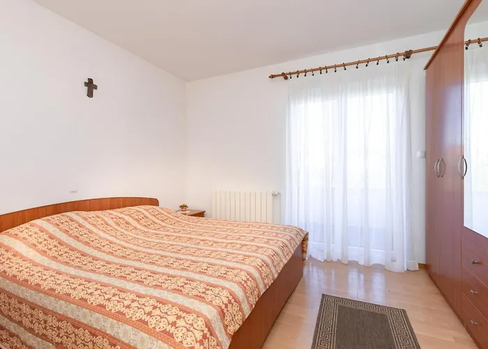 2-bedroom Krk - Near Krk Beaches & Town! 公寓